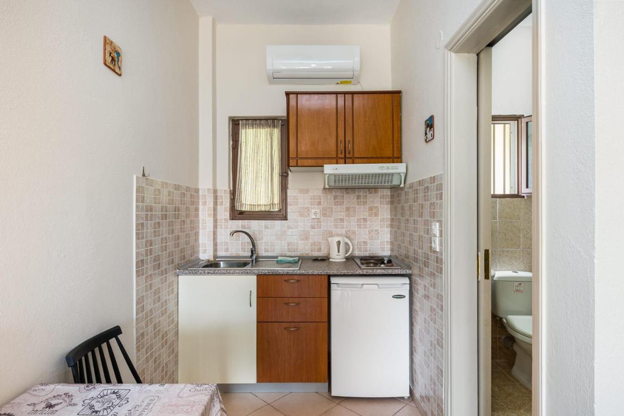 Pool Apartments, Elena&maria By Konnect Apartamento *